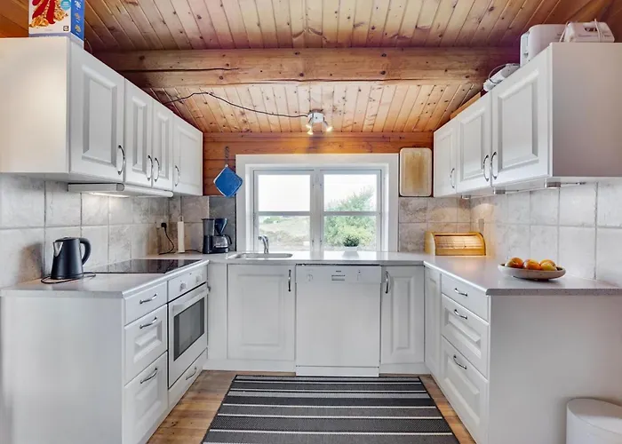 Dom wakacyjny Anton - 1-5km From The Sea By Interhome *